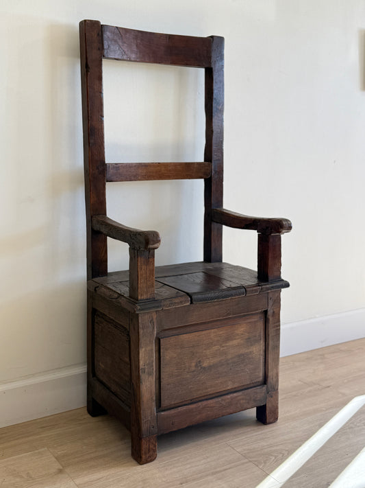 Early 18th Century Salt Box Chair