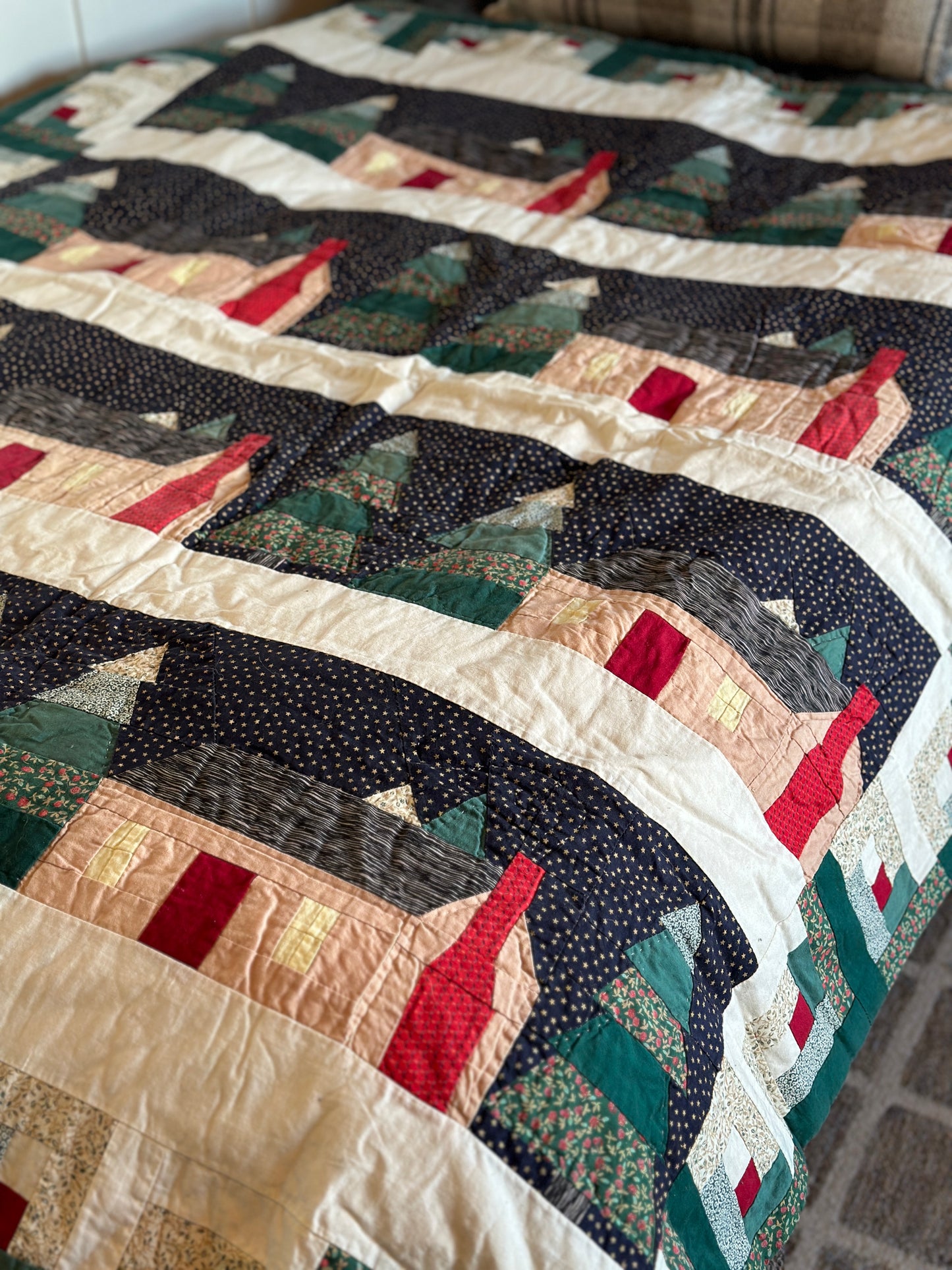 Kids Vintage Christmas Quilt, Log Cabin