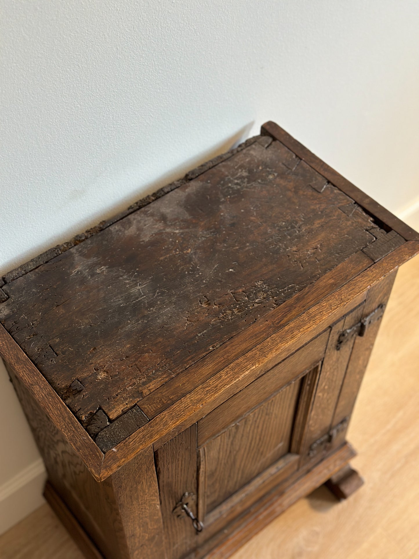 Rare Early 18th Century Antique Dutch Oak Cabinet