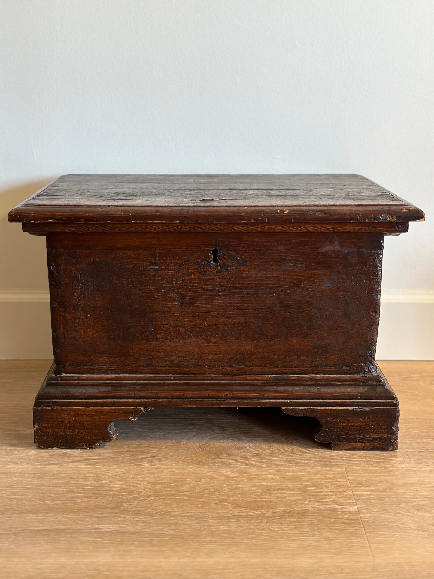 Rare Early 18th Century Italian Walnut Chest/Trunk