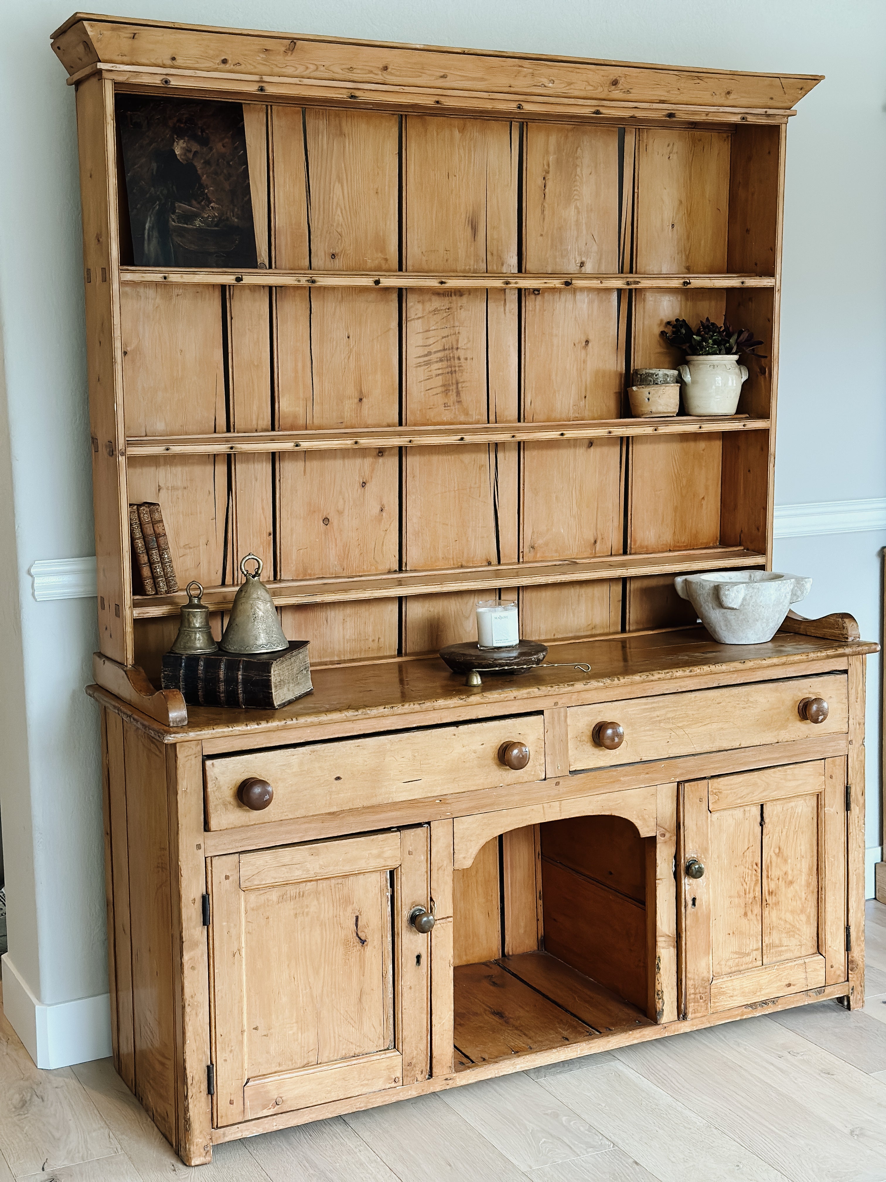 Large Antique English Pine Hutch/Cupboard Patina Maison