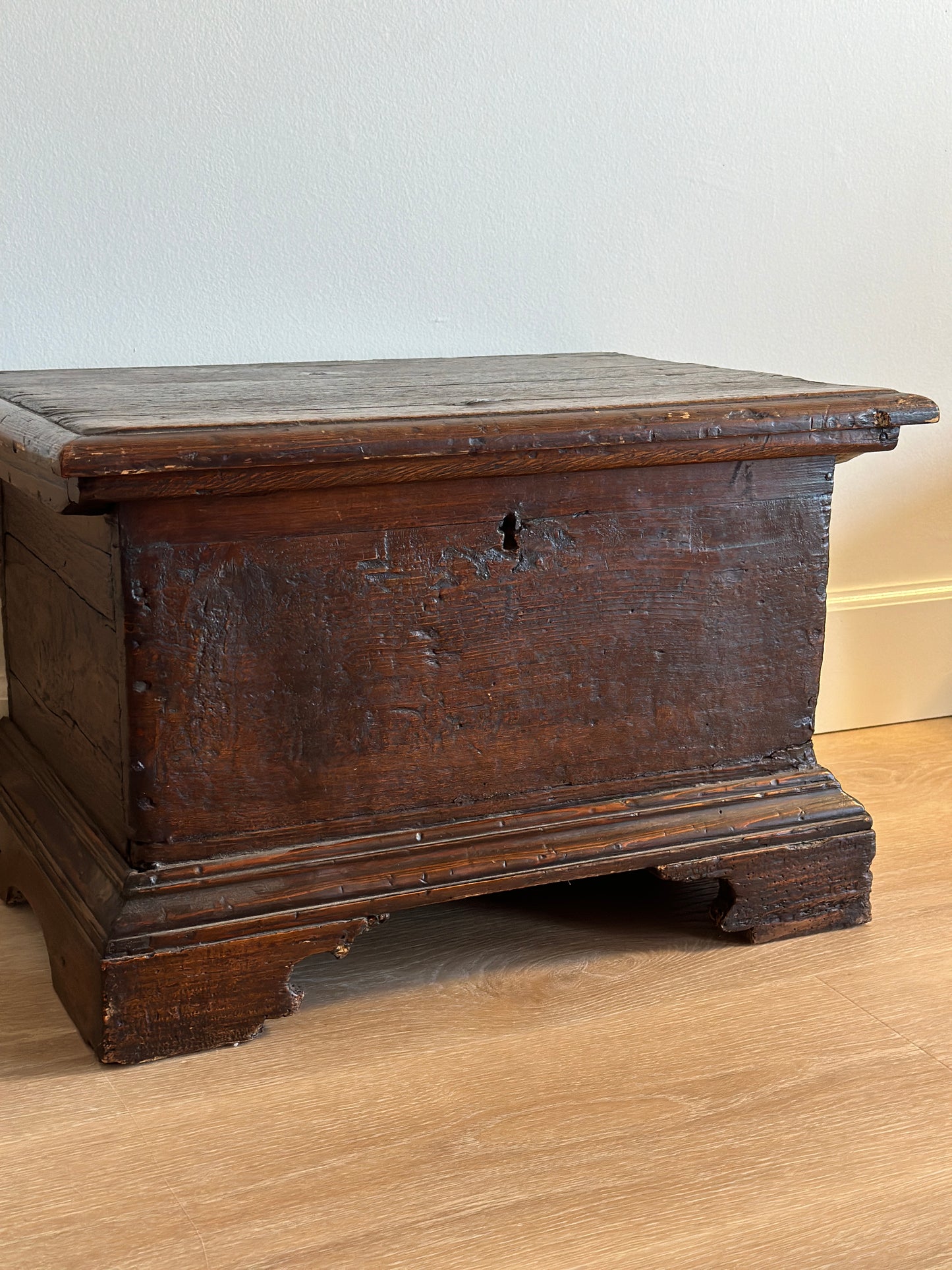 Rare Early 18th Century Italian Walnut Chest/Trunk