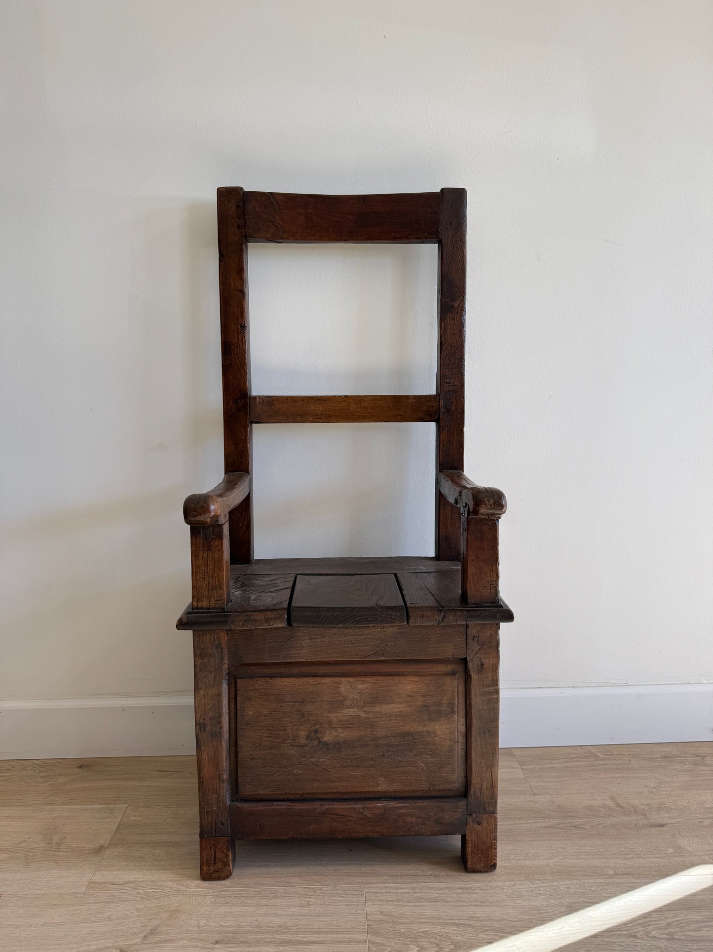 Early 18th Century Salt Box Chair