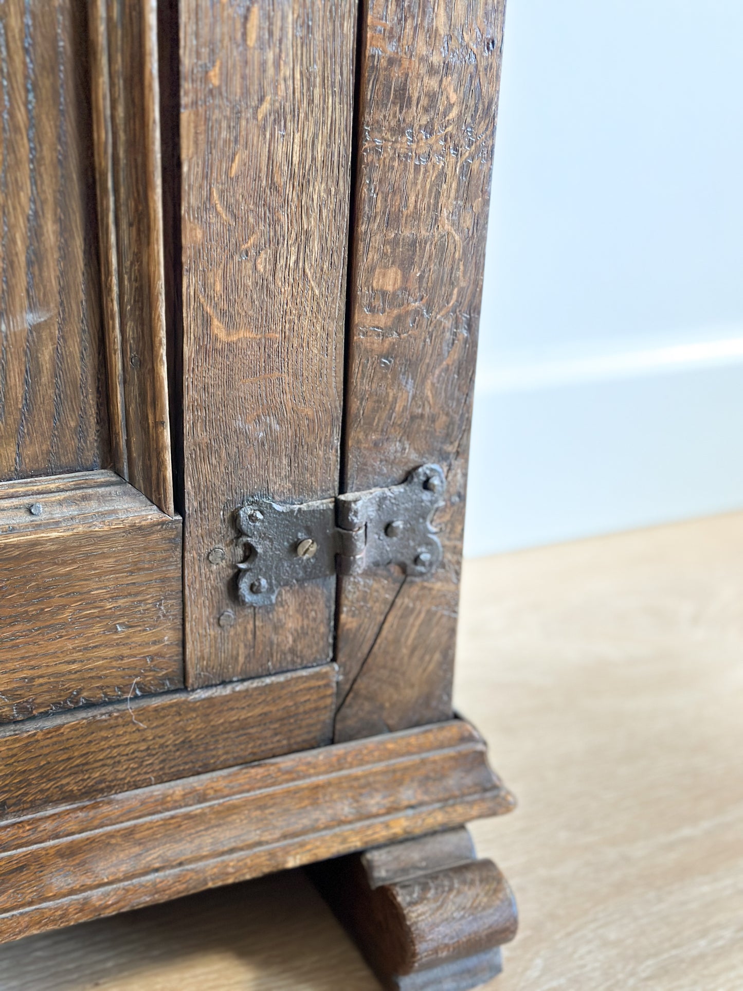 Rare Early 18th Century Antique Dutch Oak Cabinet