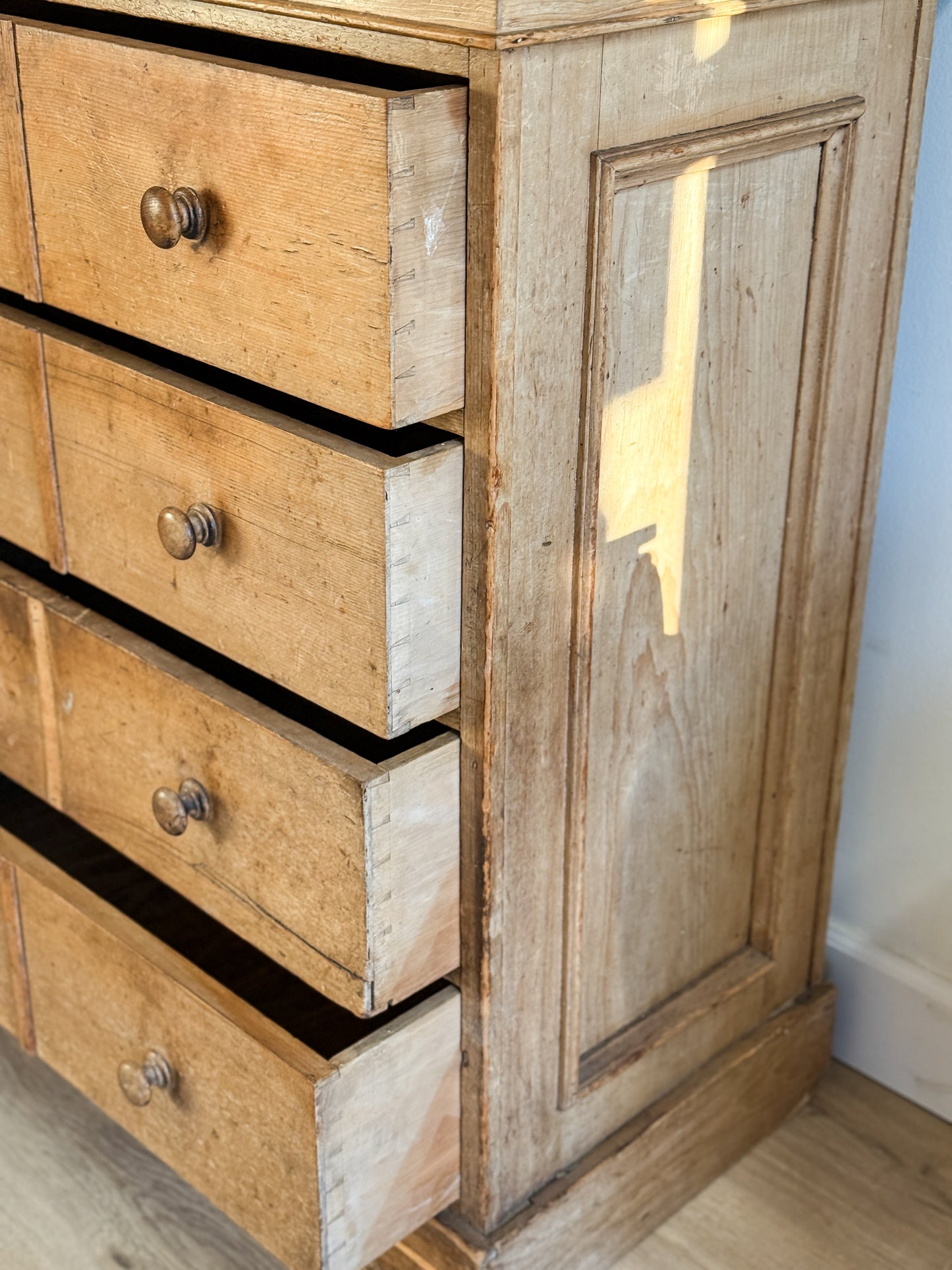 Rare 19th Century English Pine Dairy Hutch