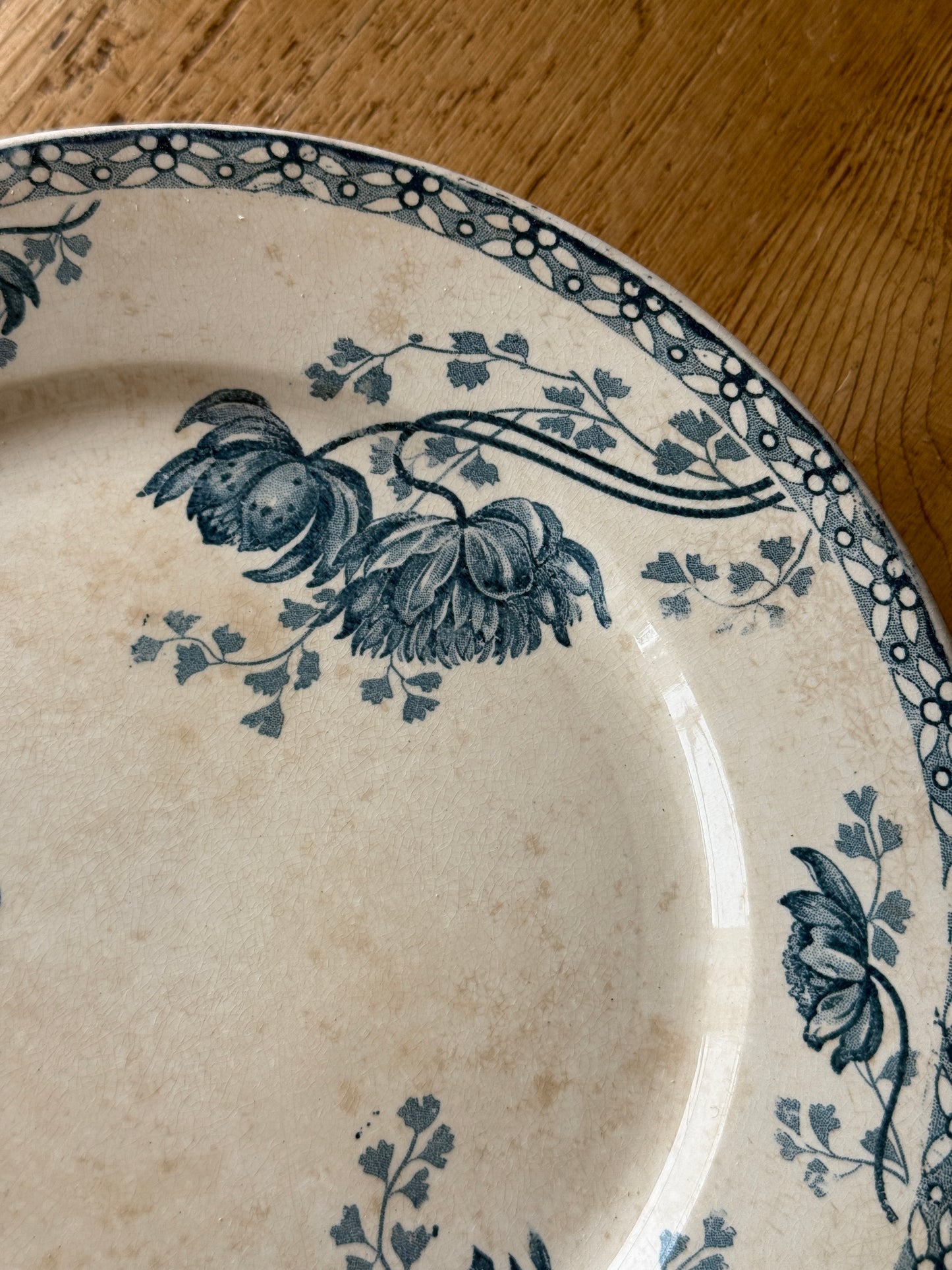 Set of 4 Antique French Royat
U&C Sarreguemines Plates