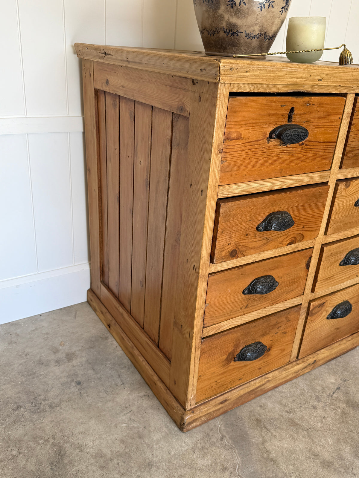 Antique English Pine Chest of 8 Drawers
