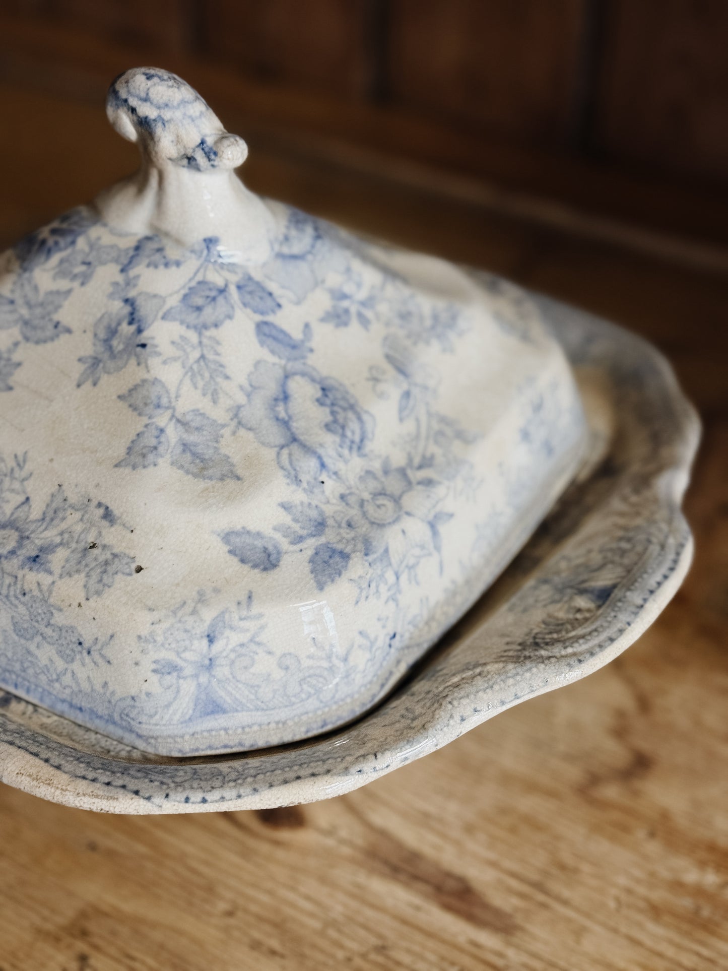 Antique English Asiatic Peasant Lidded Dish