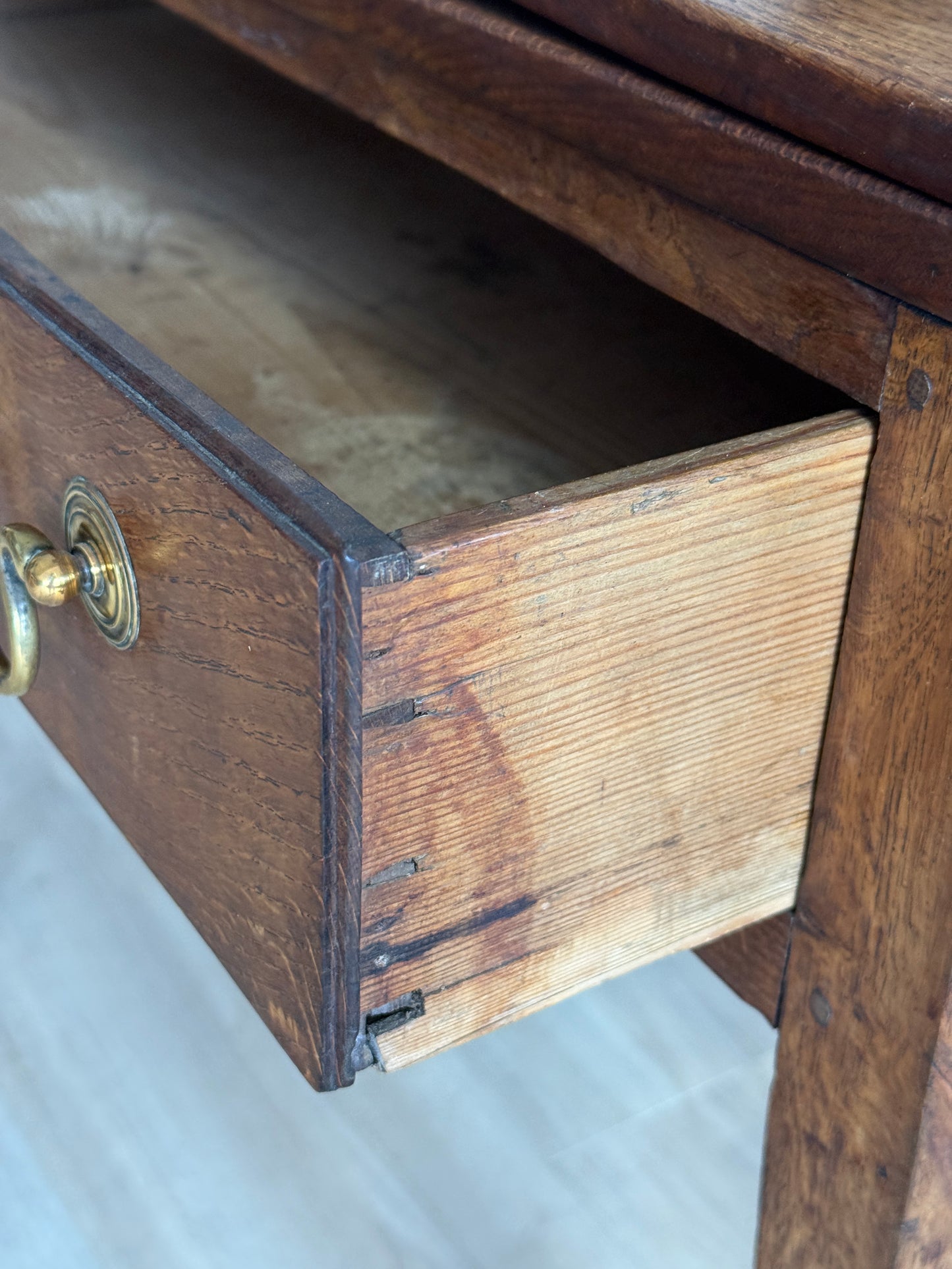 Expanding Antique English Oak Accent Table