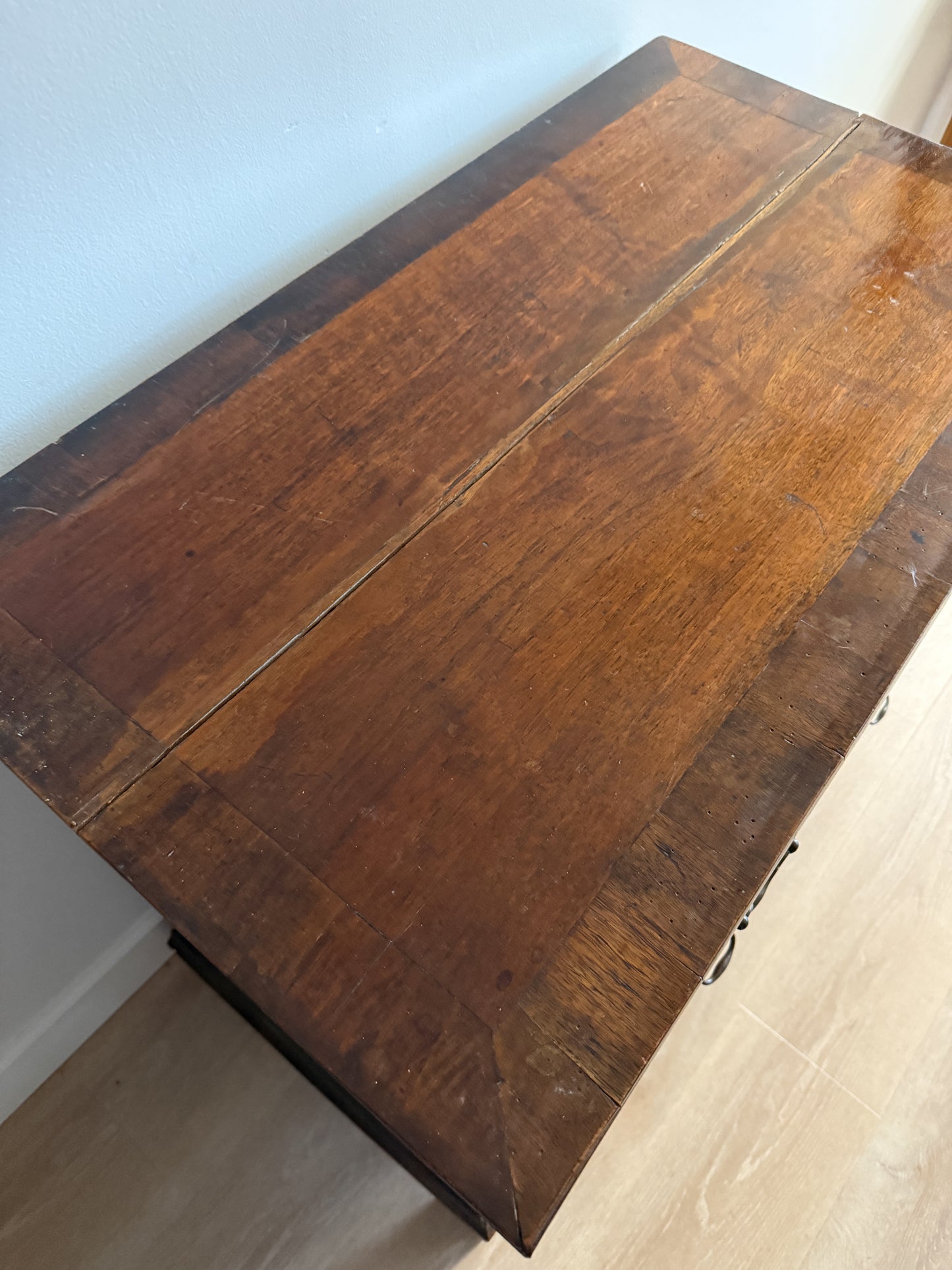 18th Century English Walnut Chest of Drawers