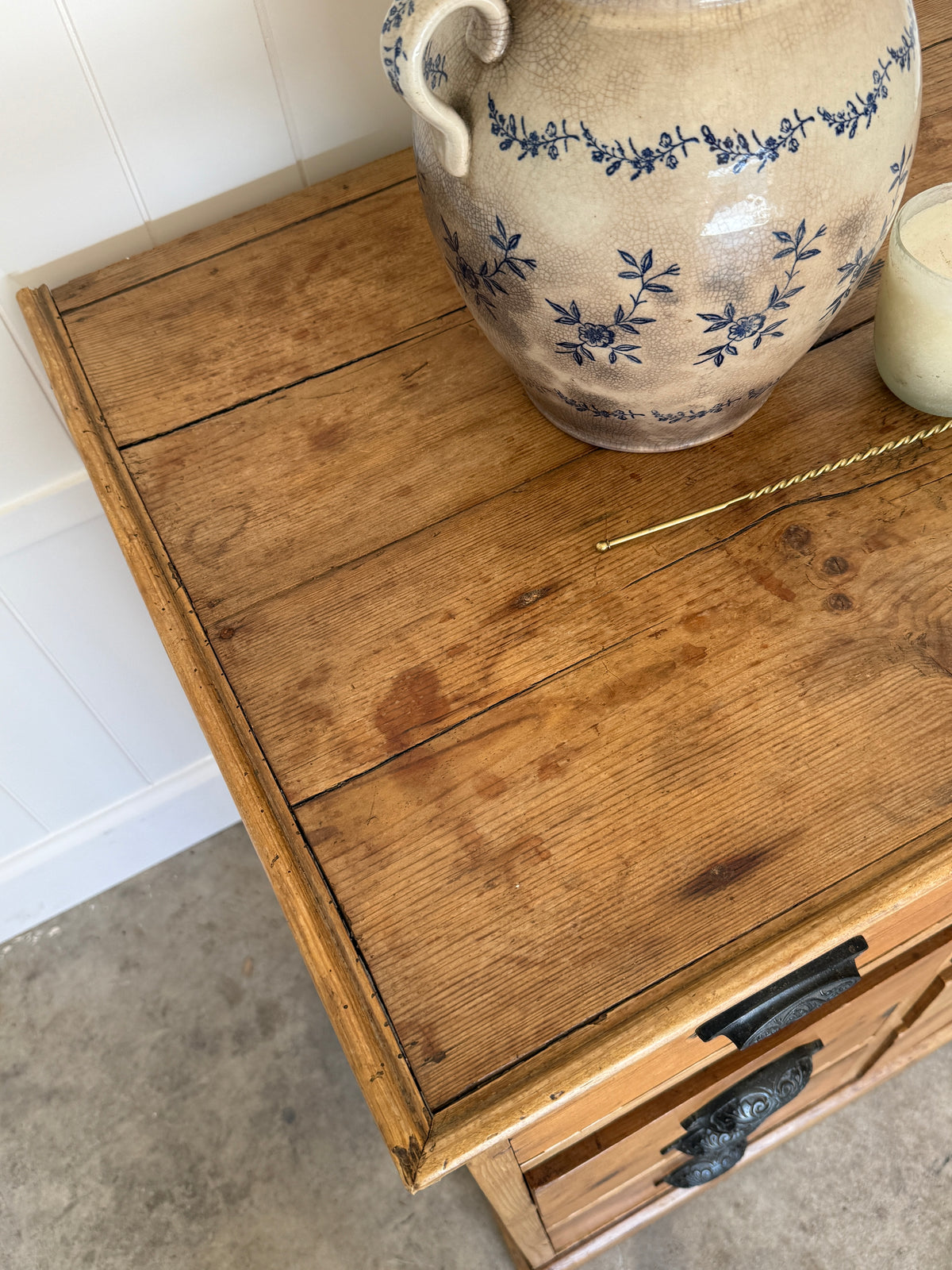 Antique English Pine Chest of 8 Drawers