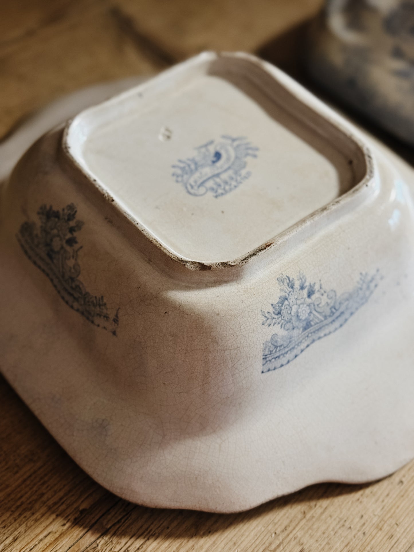 Antique English Asiatic Peasant Lidded Dish