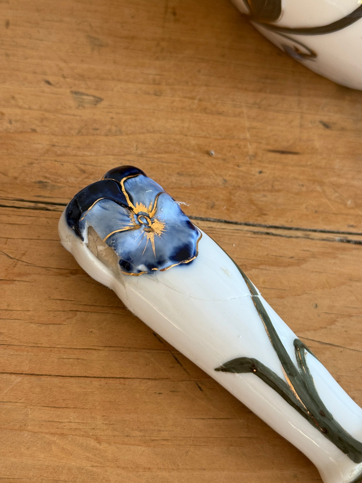 Antique Hüttensteinach Serving Bowl and Spoon Set