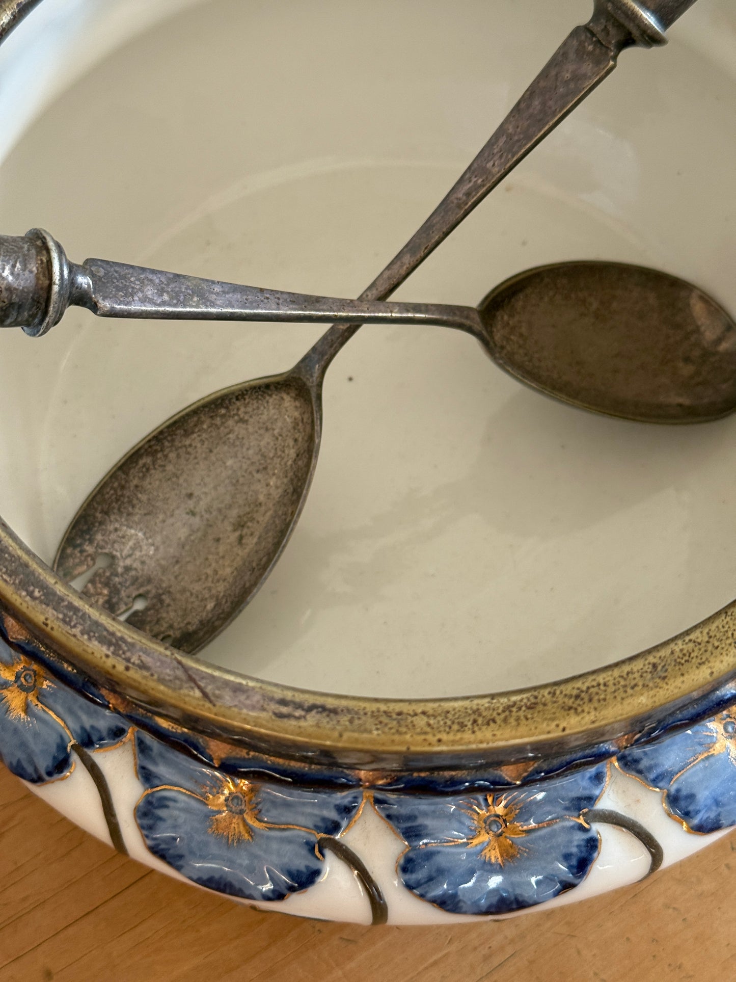 Antique Hüttensteinach Serving Bowl and Spoon Set