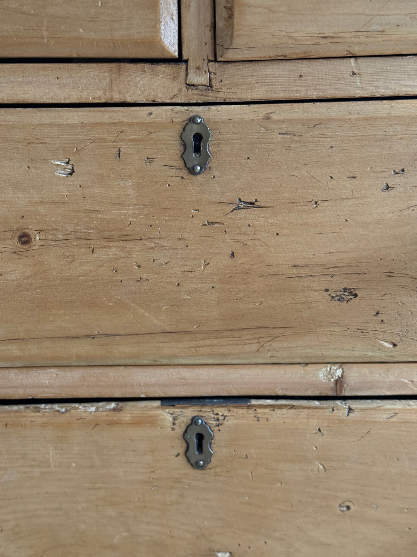 Antique Engish Pine Dresser with Gallery Back