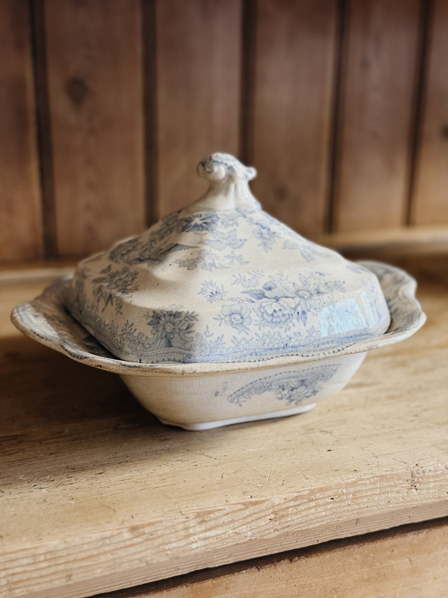Antique English Asiatic Peasant Lidded Dish