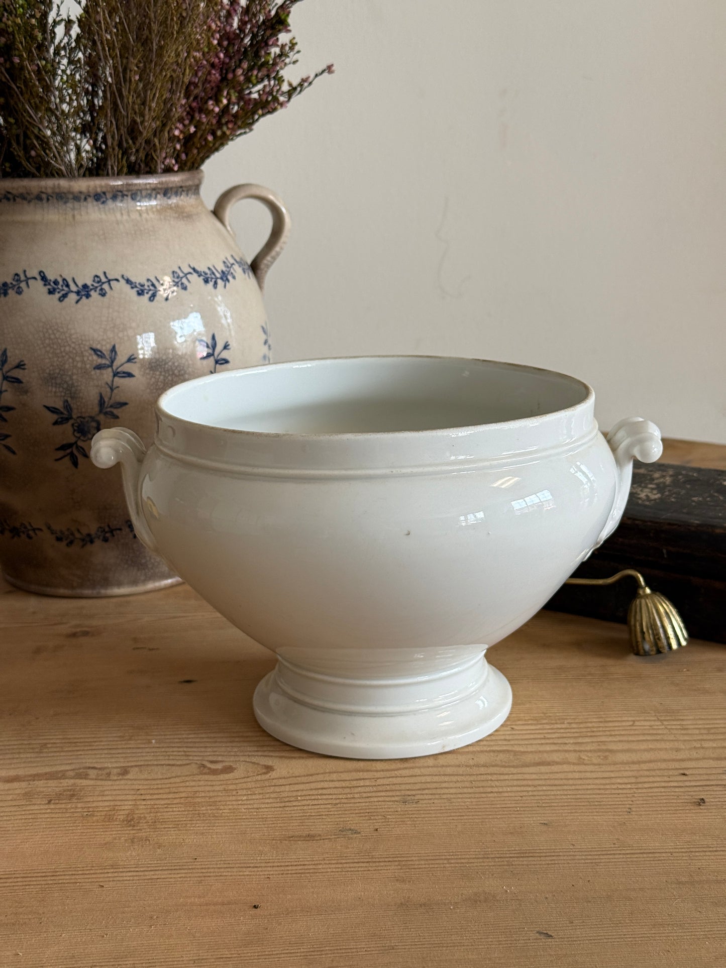 Antique English Soupier