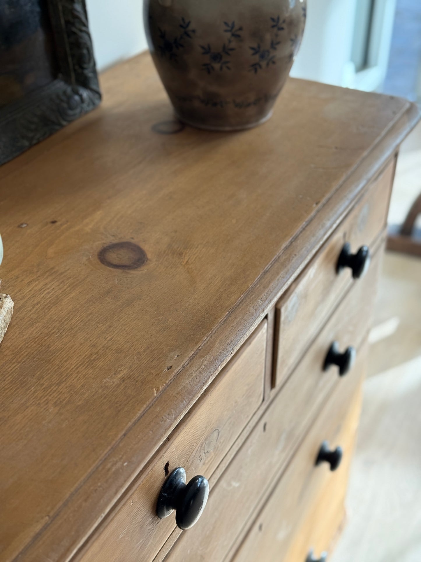 Antique English Pine Dresser/Dresser/Chest of Drawers