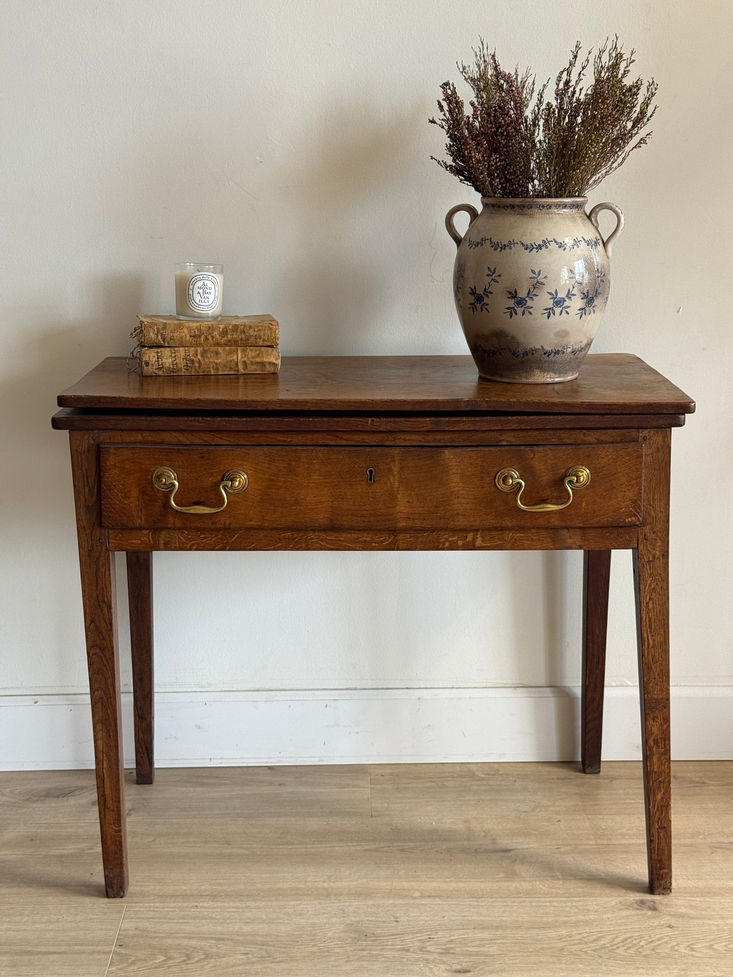 Expanding Antique English Oak Accent Table