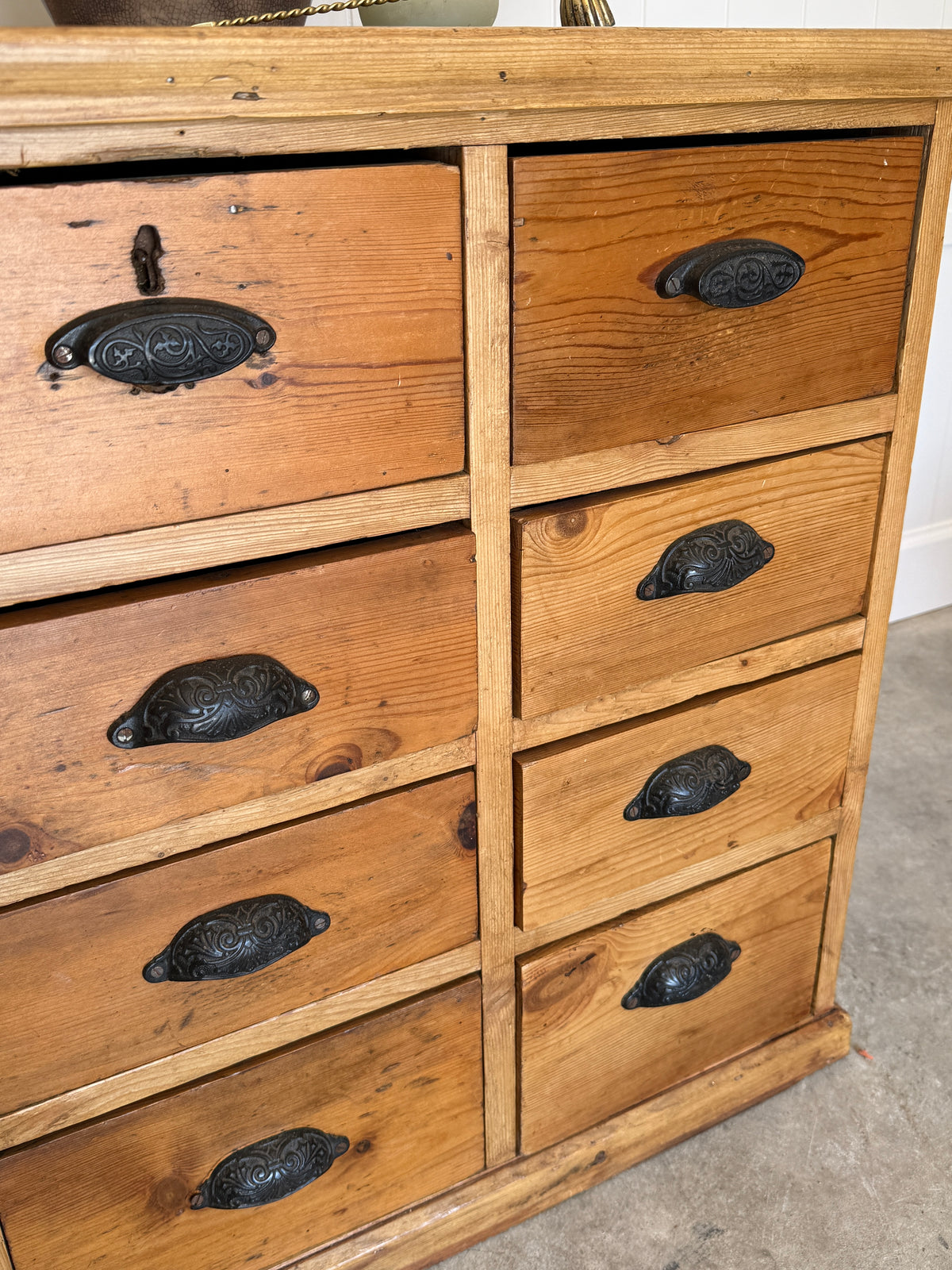 Antique English Pine Chest of 8 Drawers