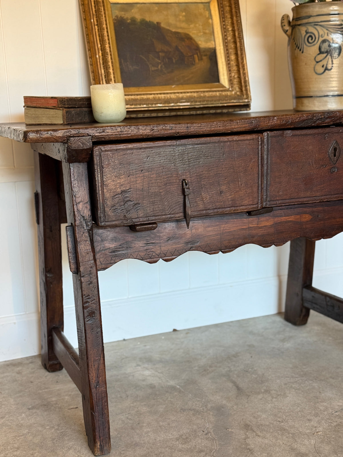 17th Century Spanish Accent Table