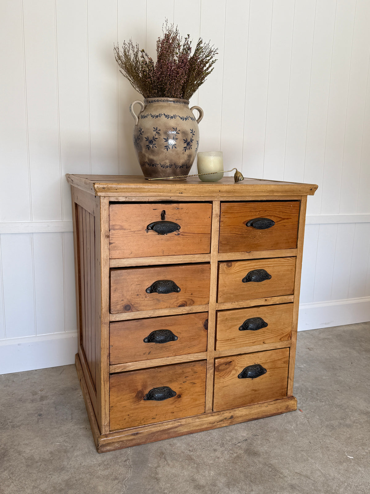 Antique English Pine Chest of 8 Drawers