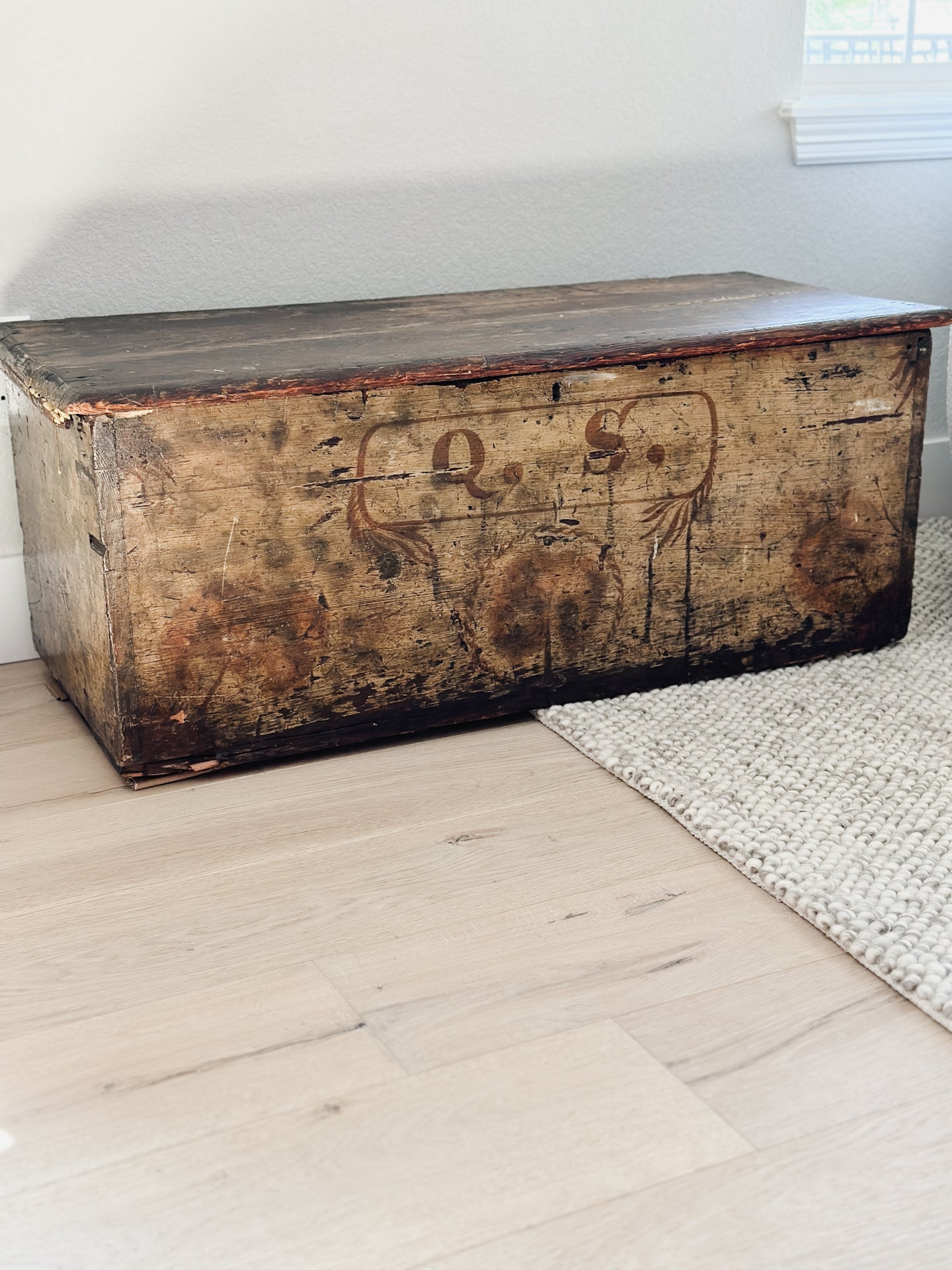 Antique Hand-Painted Wood Trunk/Chest